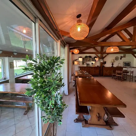 Hostel L'oustaou Castellane