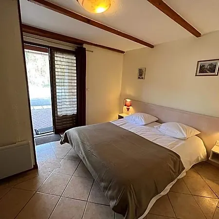 Hostel L'oustaou Castellane